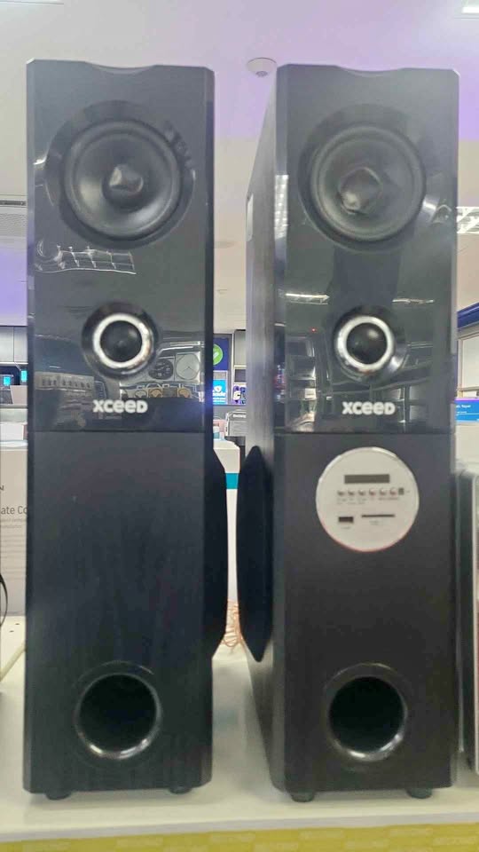 Speakers for sale in Kempton Park