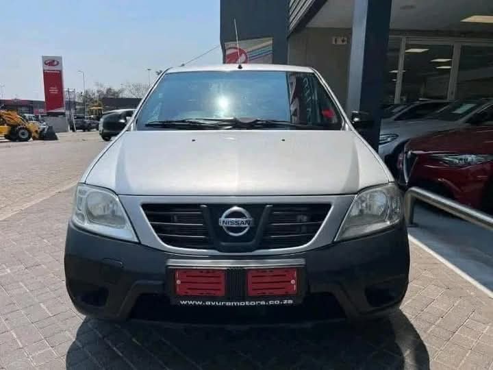 2015 Nissan NP200 1.6i aircon for sale